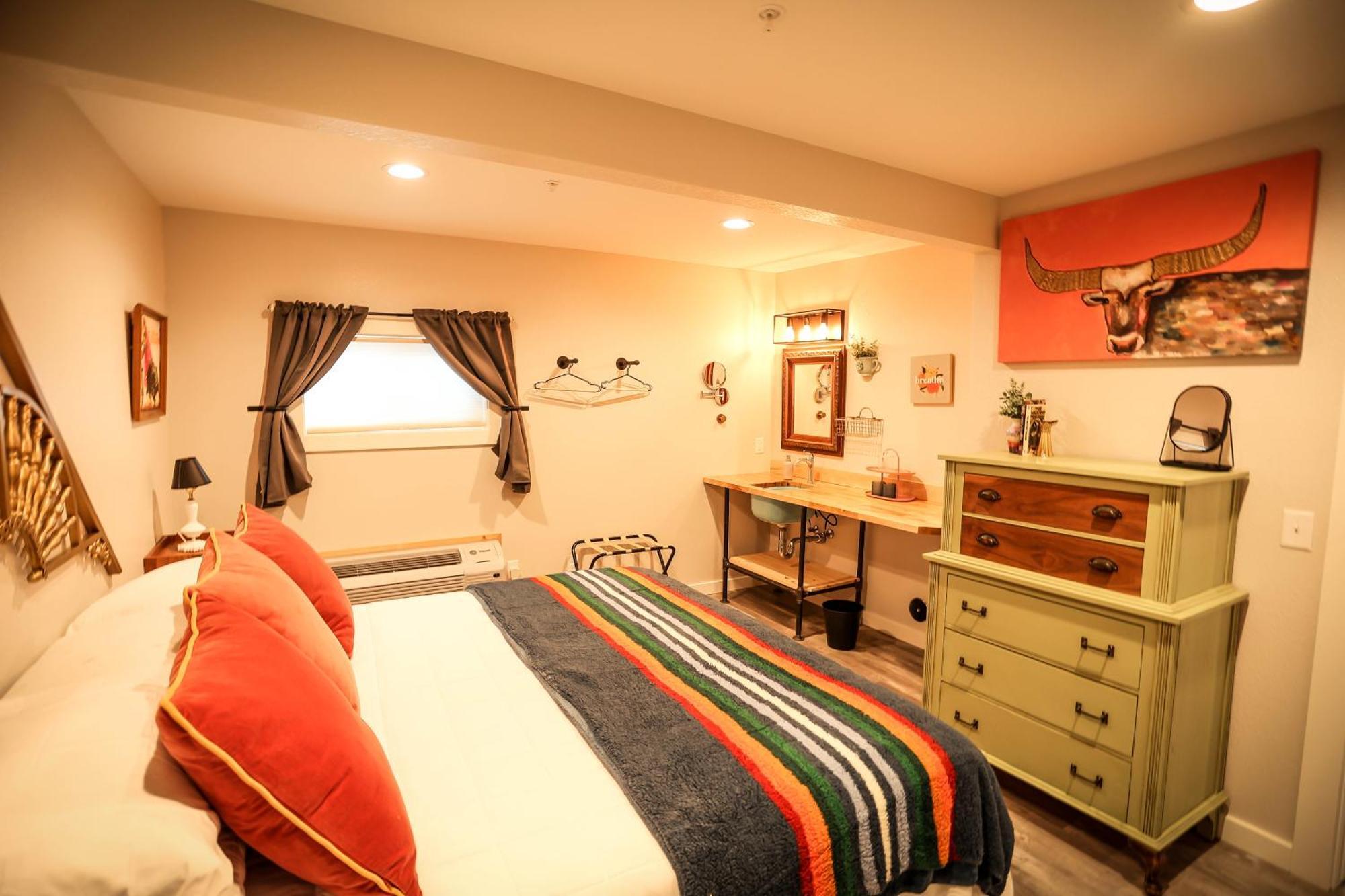 The Blue Buffalo Motel Дуглас Экстерьер фото